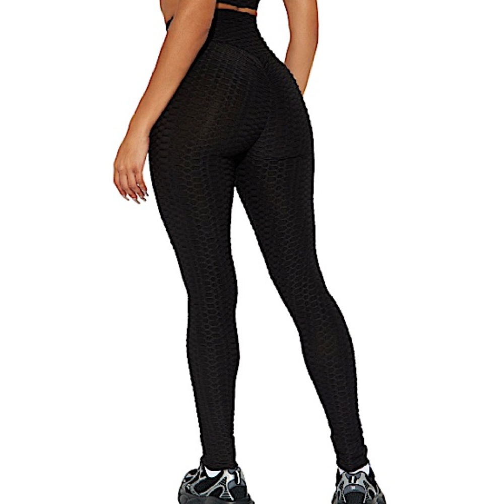 NWT — TikTok Leggings 🖤